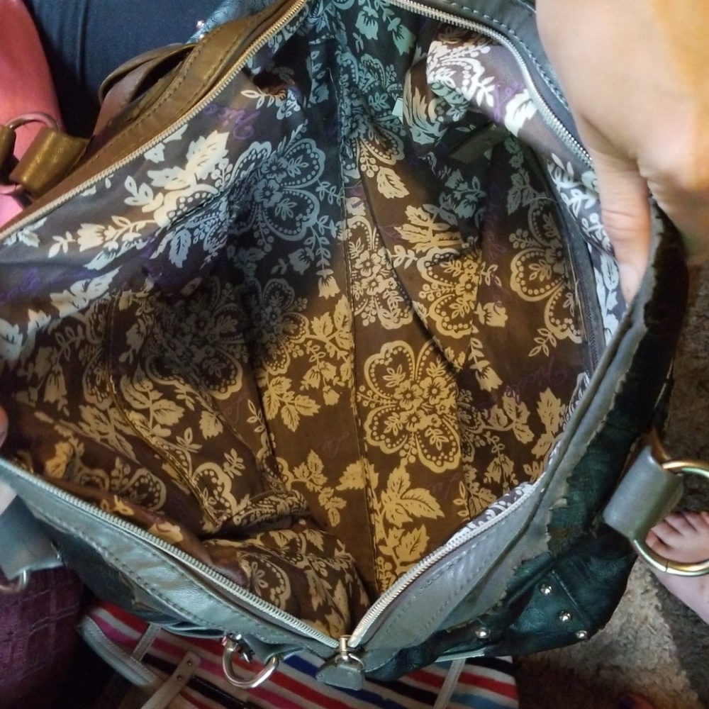 Purse - Picture 3 of 5